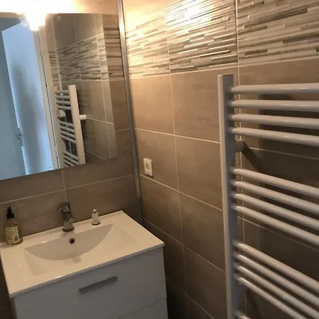 Apartment Balcon Des Arenes Studio 5e Etage Piscine Clim Tennis